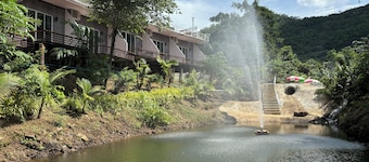 Baan Apa Erawan Resort