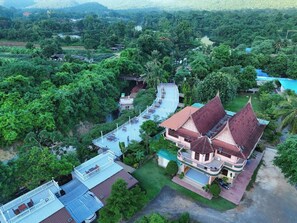 Exterior - Baan Apa Erawan Resort (Kanchanaburi)