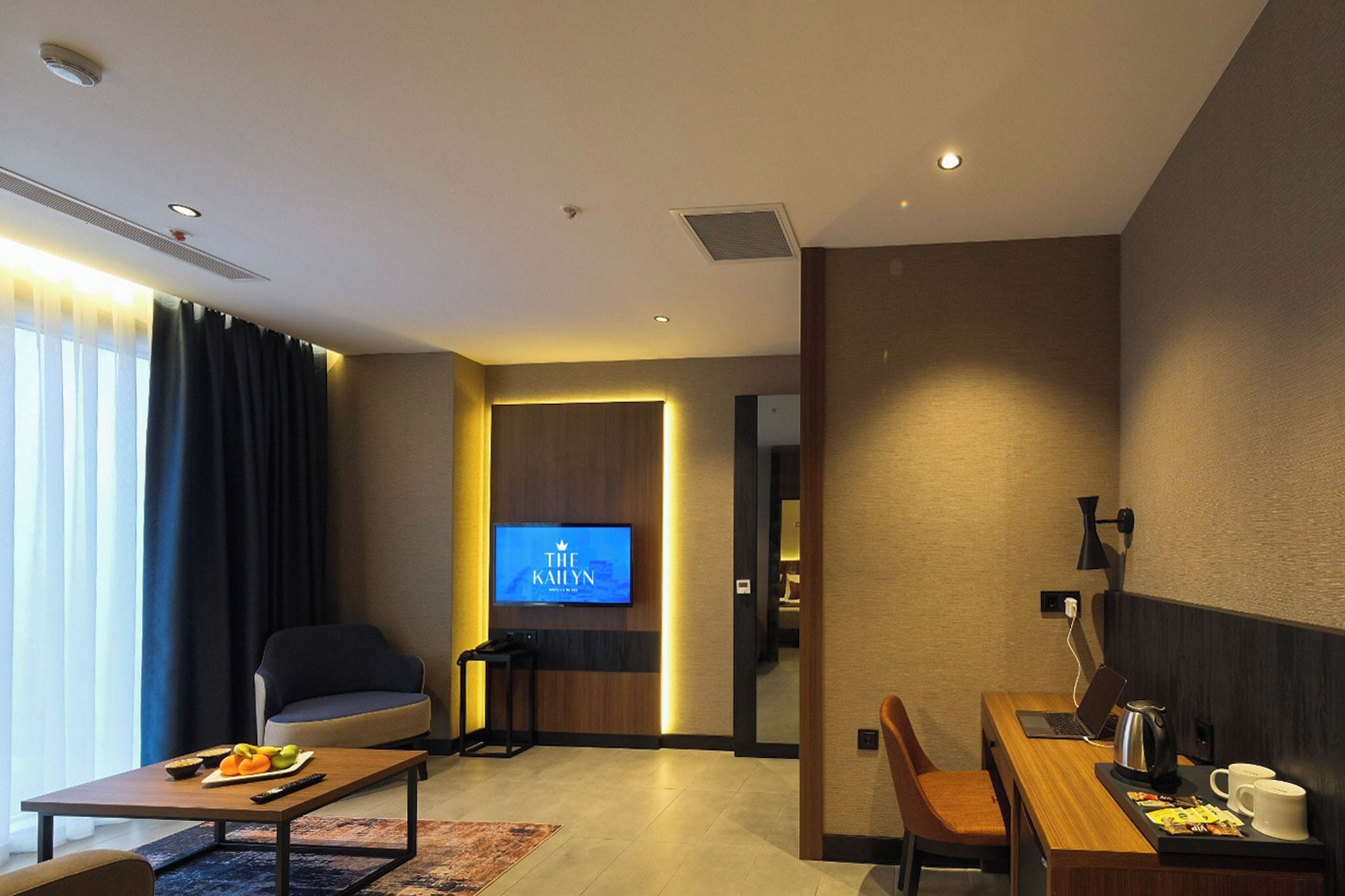 Suite – standard, 1 soverom | Sengetøy i egyptisk bomull, sengetøy av topp kvalitet og minibar