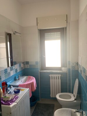 Dusche, Bidet