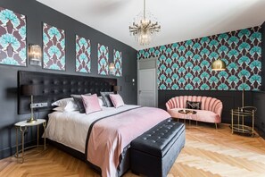 Kahden hengen junior-huone (yksi tai kaksi sänkyä) | Egyptinpuuvillaiset lakanat, ylelliset vuodevaatteet