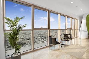 Deluxe Penthouse | Living area
