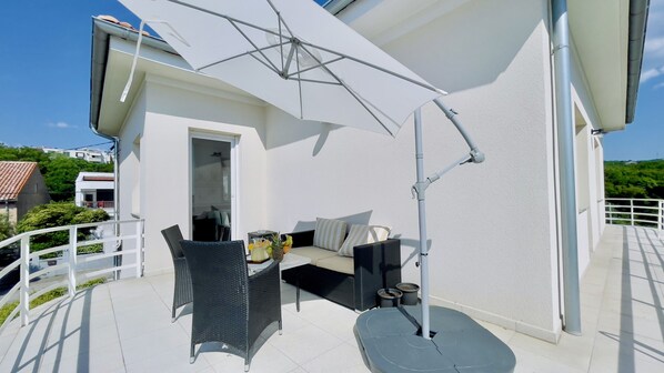 Comfort Apartment | Terrace/patio