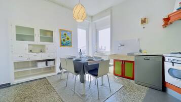 Comfort Apartment | Private kitchen | Electric kettle