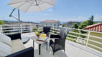 Apartamento Confort | Terraza o patio