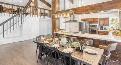 Explorer by Avantstay Close to Slopes! Game Room, Guest Suite, Hot Tub