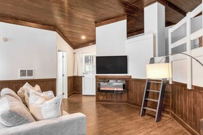 Talo (6 Bedrooms) | Sisätilat