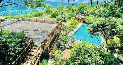 Pu Luong Jungle Lodge