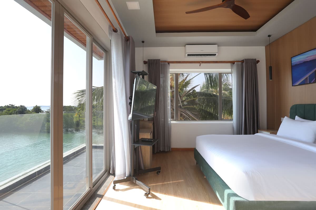 1 bedroom, minibar, in-room safe, desk