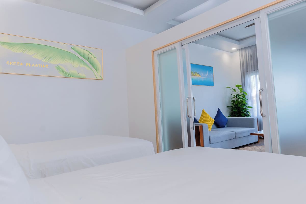 1 bedroom, minibar, in-room safe, desk