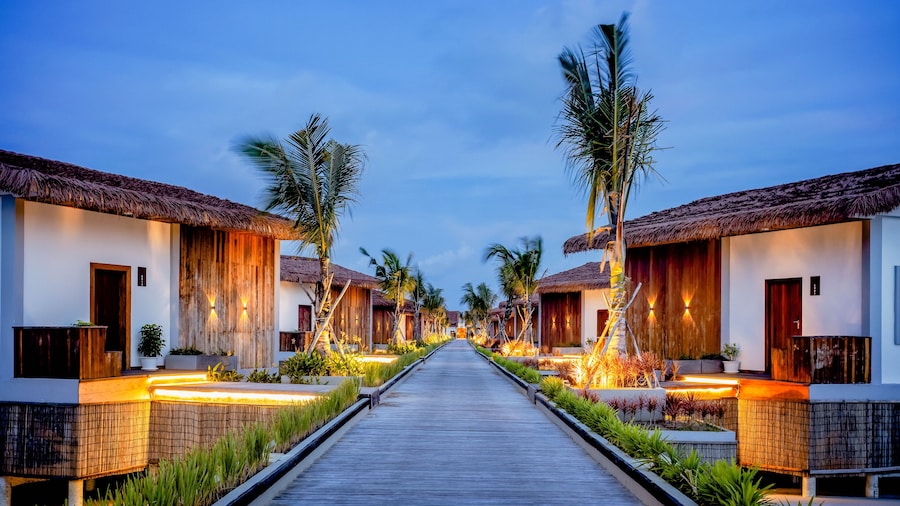 Koh Apikjun Resort by EHM