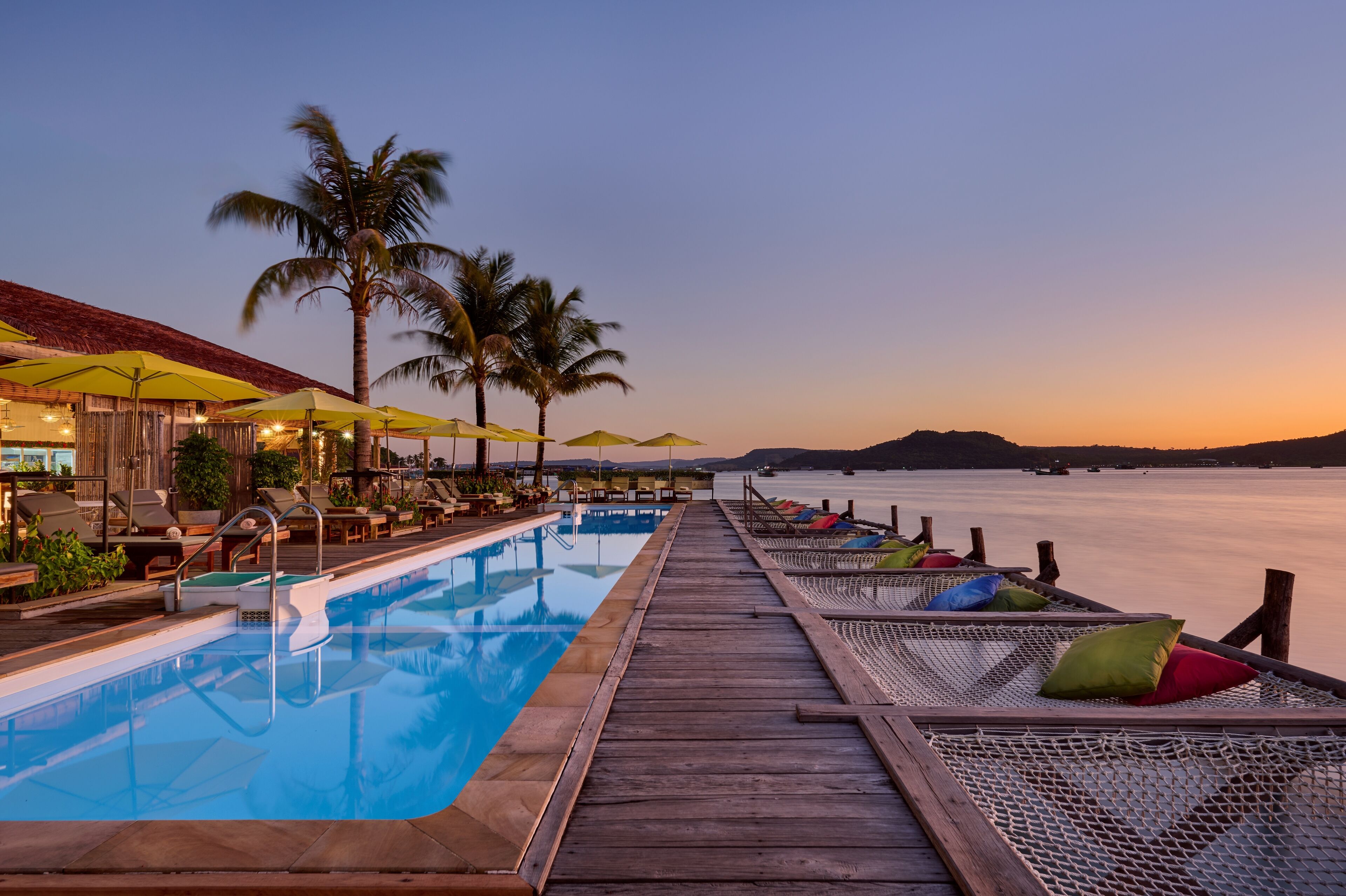 Kolam renang terbuka 