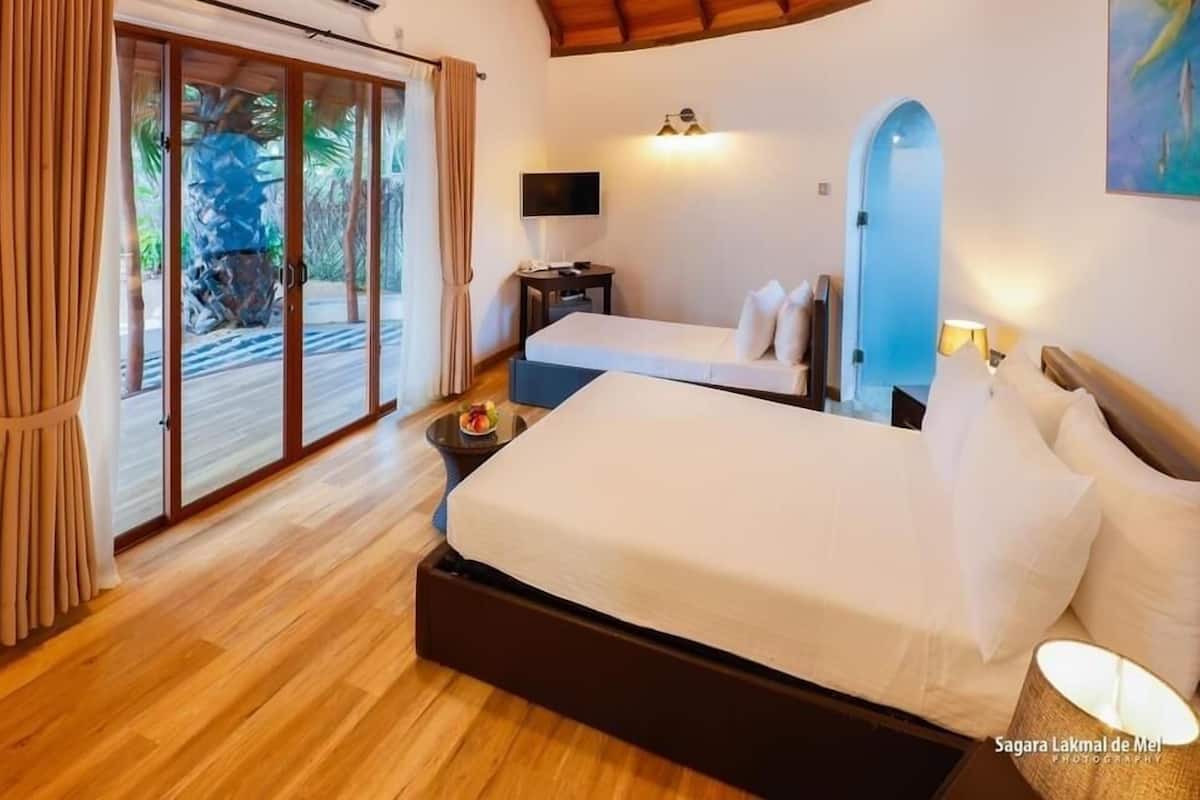 Superior driepersoonskamer | Lakens van Egyptisch katoen, luxe beddengoed, individueel gedecoreerd