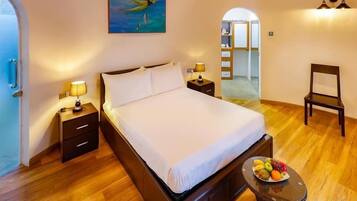 Egyptian cotton sheets, premium bedding, individually decorated