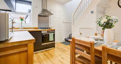 Statera Apartments - 2-Bed House in Stratford