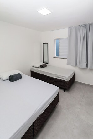 Free WiFi, bed sheets