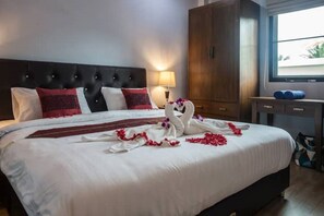 2 slaapkamers, een bureau, gratis wifi, beddengoed