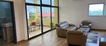 200mÂČ penthouse with balcony and terrace Dakar