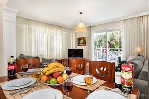 Dining - Minutes From Town Centre, Oludeniz Villa 1006 (Fethiye)