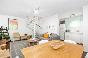 スマートテレビ、書庫