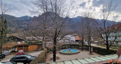 The historic Haus zur Burg invites you: Apartment ciao-aschau Pabst