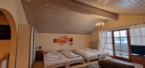 WiFi - Activity and relaxation in Aschau: Vacation apartment ciao-aschau Schöne Aussicht (Aschau)