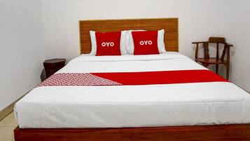 Habitación doble estándar | Escritorio, wifi gratis y ropa de cama