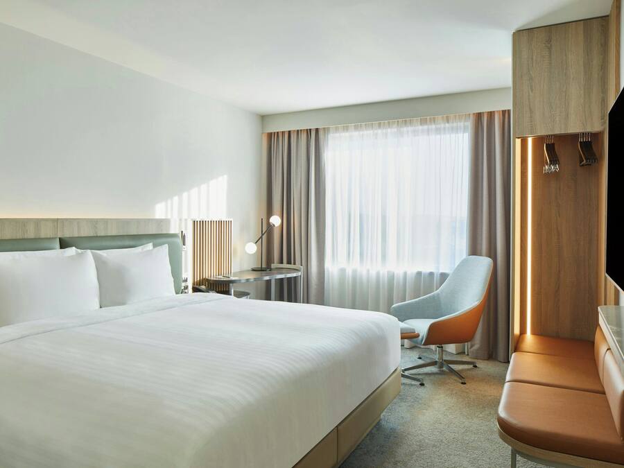 Superior Room, 1 King Bed