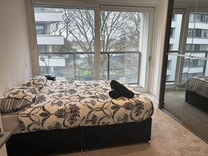 Departamento, 2 camas Queen size | 2 habitaciones, tabla de planchar con plancha y wifi gratis