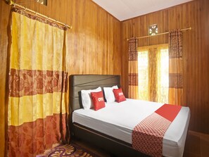 Standard Double Room | Desk, laptop workspace, blackout curtains, free WiFi - OYO Homes 91118 Homesstay Desa Wisata Budo Near Desa Wisata Budo (Wori)