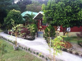 Fachada de la propiedad