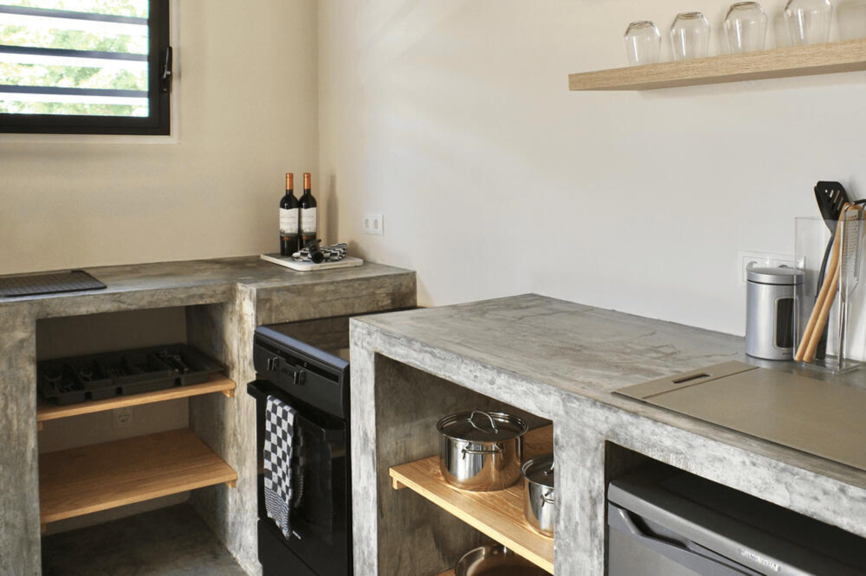 mini-fridge, coffee/tea maker, electric kettle