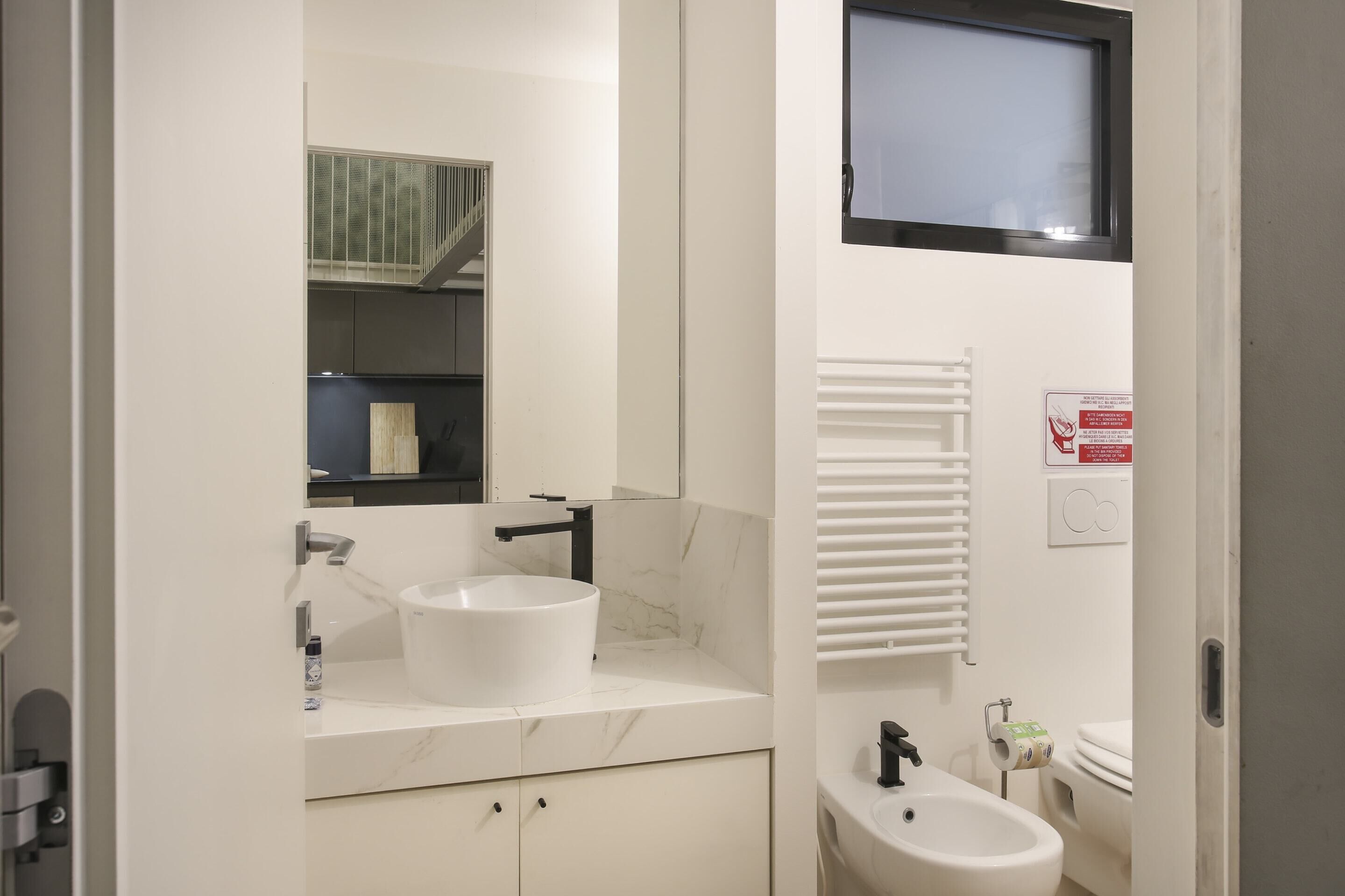 Basic-Loft, 1 Doppelbett | Badezimmer