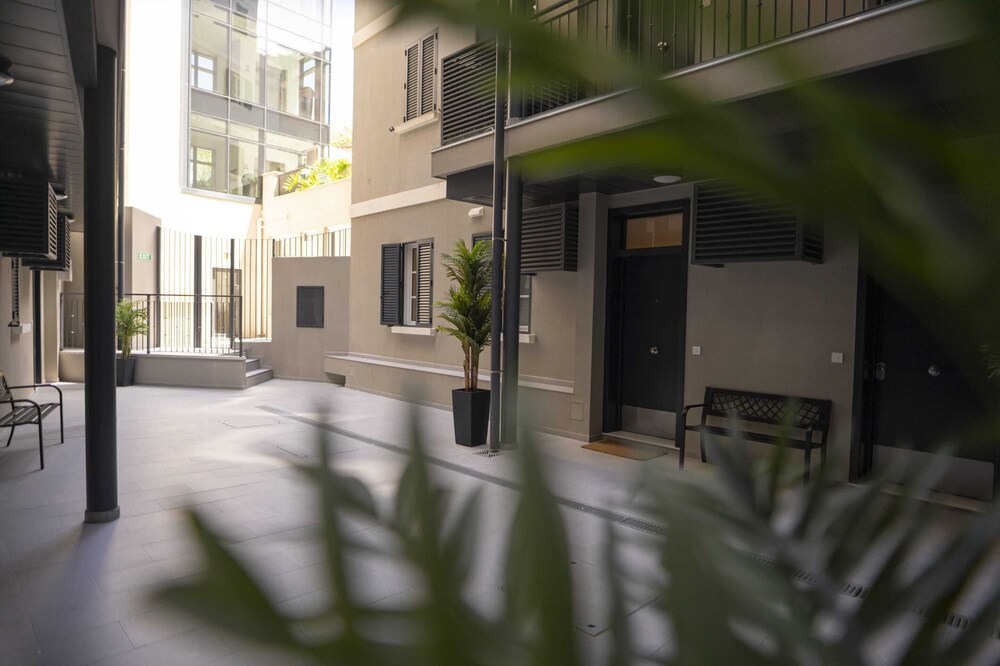 Sylvian Suites13-hosted by Sweetstay