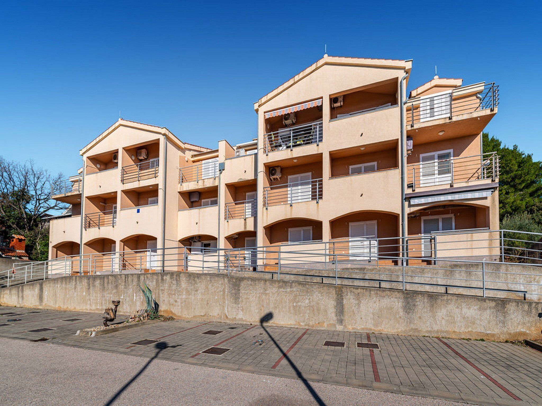 Apartment (One Bedroom Apartment with Balcony an) | Exterior