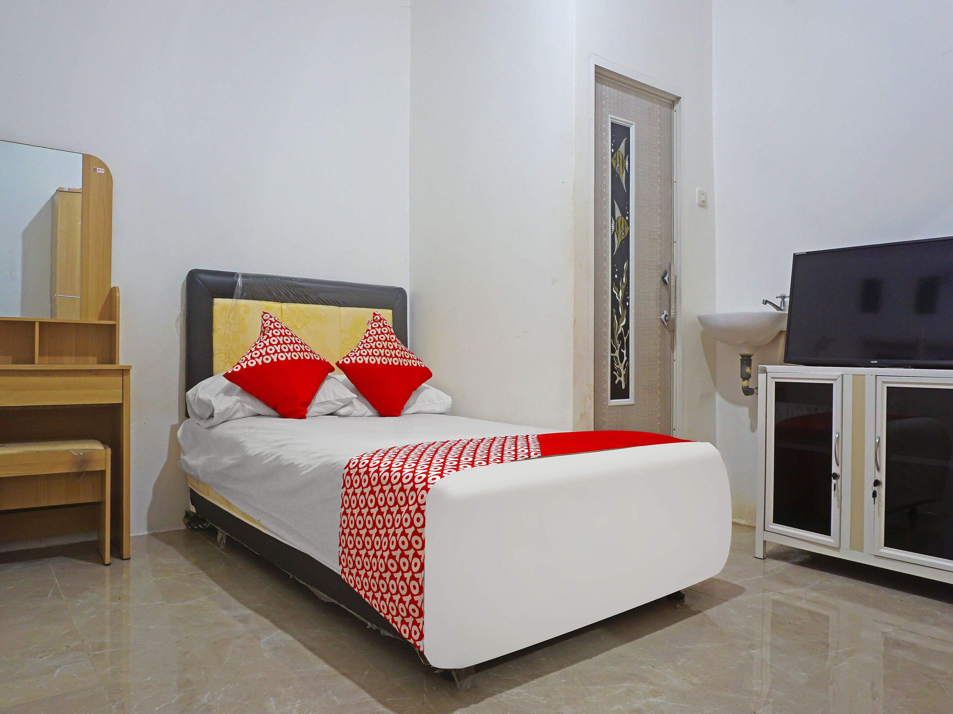 Desk, blackout curtains, bed sheets