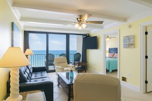 2 bedrooms, iron/ironing board, free WiFi, bed sheets - Gulf-Front Penthouse – Walk to The Hangout & More (Gulf Shores)
