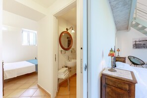 2 عدّة غرف نوم