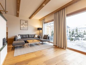 TV - mit 2 Schlafzimmern by Interhome (Kitzbühel)