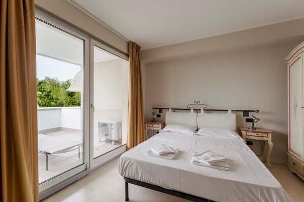 Apartment, Accessible | 1 bedroom - Apt24 - Relais du Lac 205 (Desenzano del Garda)