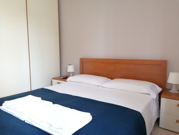 2 chambres, Wi-Fi gratuit, draps fournis