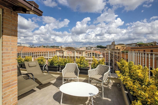 Stúdíósvíta - verönd | Verönd/útipallur