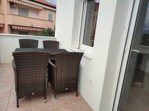 Appartement (Two Bedroom Apartment with Balcony an) | Terras