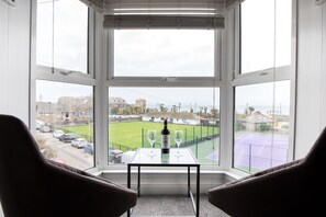 Deluxe Double Room, Ensuite, Sea View | Soundproofing, free WiFi, bed sheets