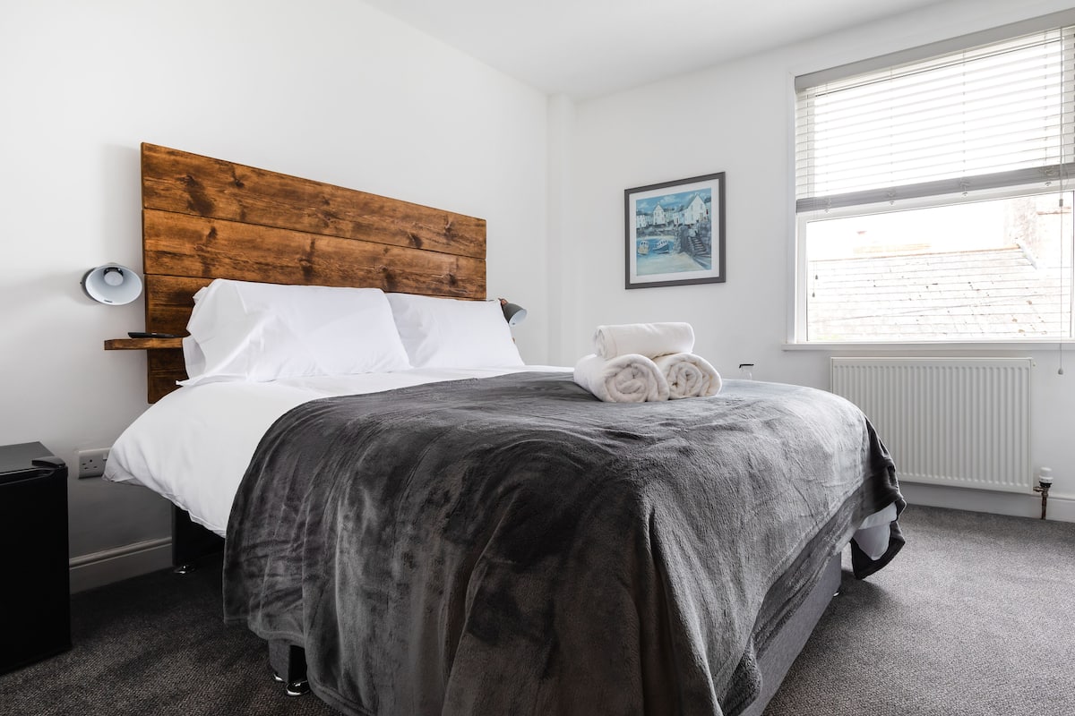 Standard Double Room, Ensuite