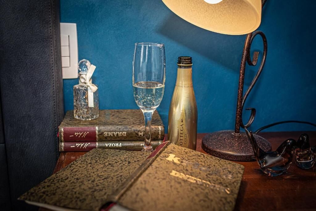 Photo - Theatre luxury rooms