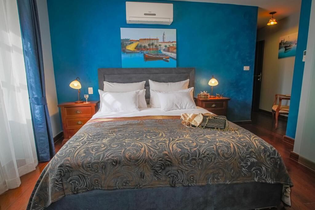 Photo - Theatre luxury rooms