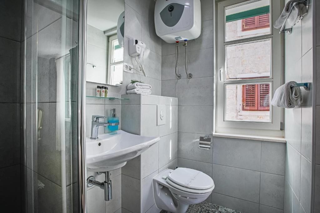 Photo - Theatre luxury rooms