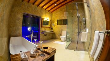 Luxury-Studiosuite, 1 King-Bett | Badezimmer