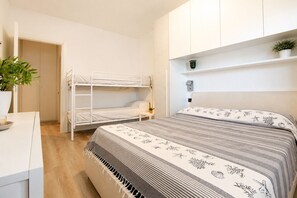 1 bedroom, free WiFi, bed sheets - Nice Garda By Case al Lago (Desenzano del Garda)